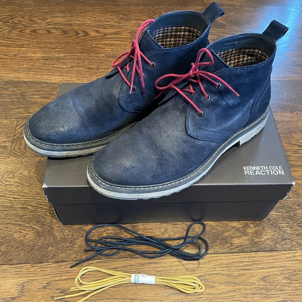 Kenneth Cole Reaction Blue and Red Chukka Boots